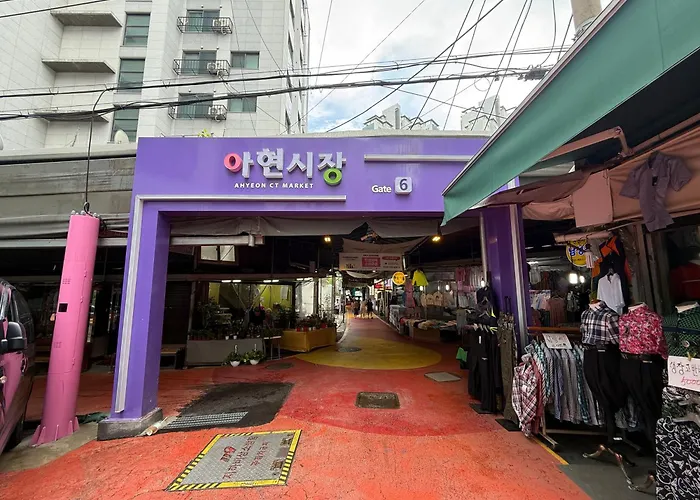 3beds Near Ahyeon Hongdae Train St Yeouido