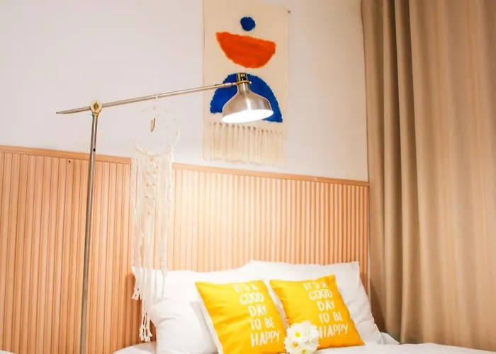 3beds Near Ahyeon Hongdae Train St Yeouido Apartment *